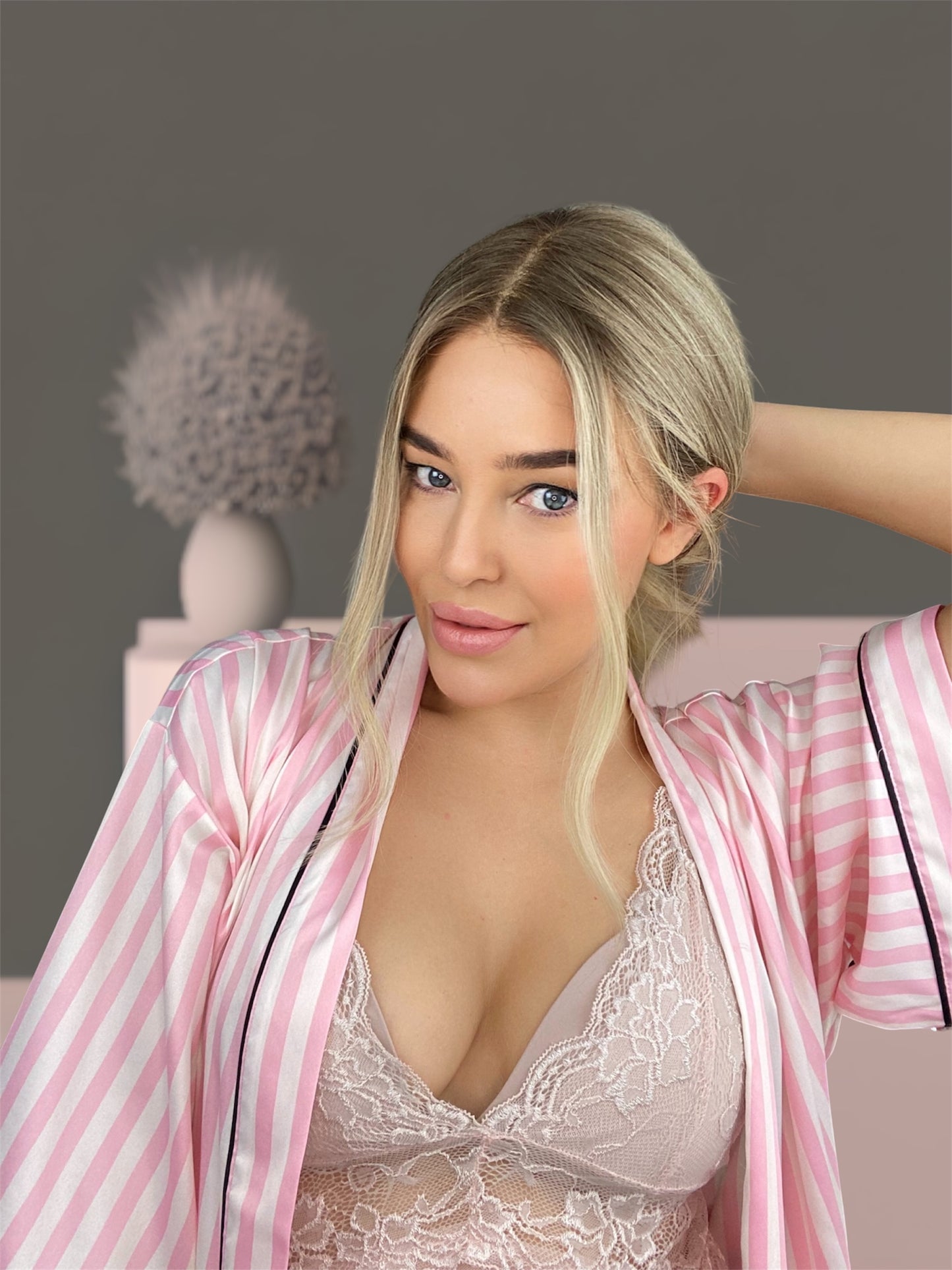VANILLA BLOND